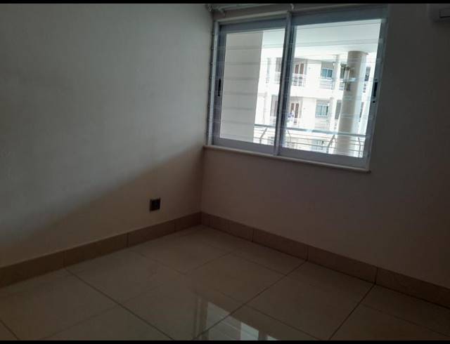 1 BEDROOM PROPERTY TO RENT IN POINT WATERFRONT